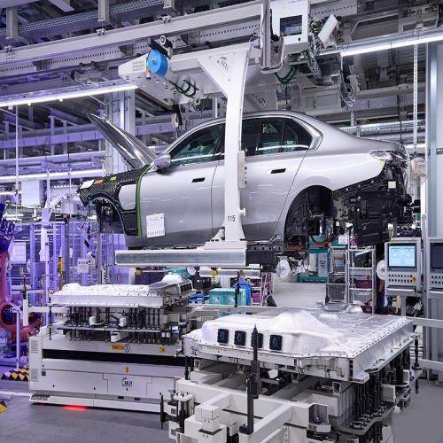 新款BMW“i7”开始生产，使用智能化生产线，也将是宝马新的起点